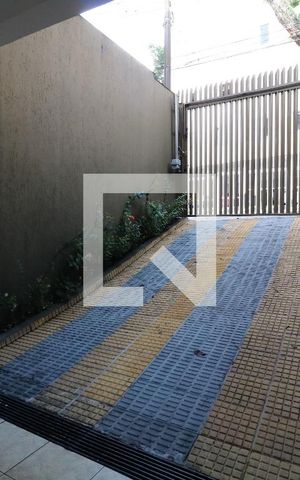 Casa à venda com 250m², 3 quartos e 4 vagasGaragem