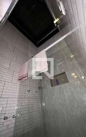 Casa à venda com 200m², 4 quartos e 5 vagasBanheiro