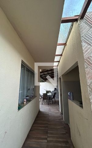 Casa à venda com 200m², 4 quartos e 5 vagasÁrea Externa