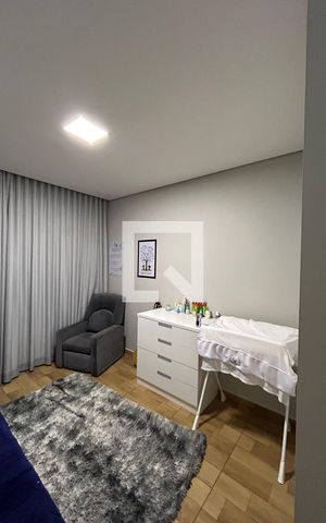 Casa à venda com 200m², 4 quartos e 5 vagasQuarto 2