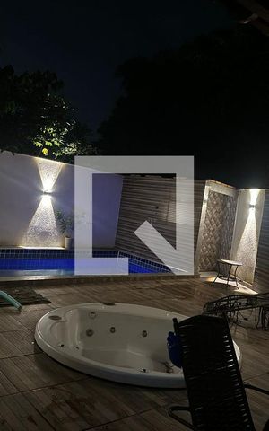 Casa à venda com 200m², 4 quartos e 5 vagasÁrea Externa
