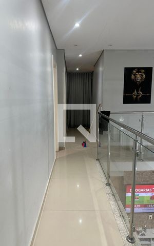 Casa à venda com 200m², 4 quartos e 5 vagasCorredor