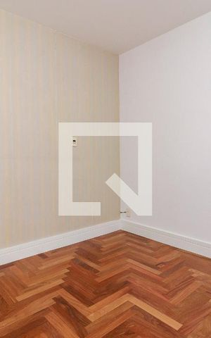 Apartamento para alugar com 126m², 3 quartos e 2 vagas Apartamento para alugar com 126m², 3 quartos e 2 vagasSuíte