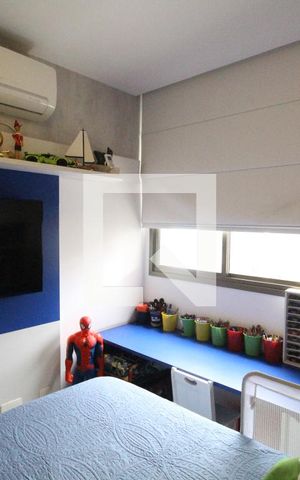 Apartamento à venda com 160m², 2 quartos e 2 vagasQuarto