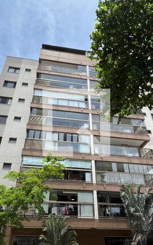 Apartamento à venda com 160m², 2 quartos e 2 vagas Apartamento à venda com 160m², 2 quartos e 2 vagasFachada do bloco
