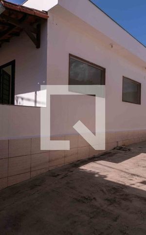 Casa à venda com 190m², 2 quartos e 4 vagas Casa à venda com 190m², 2 quartos e 4 vagasÁrea Externa