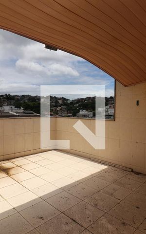 Casa de condomínio à venda com 300m², 3 quartos e 2 vagasTerraço