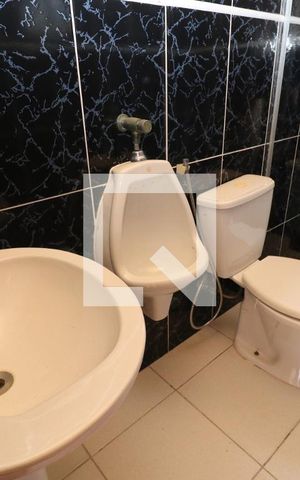 Casa de condomínio à venda com 300m², 3 quartos e 2 vagasBanheiro Social