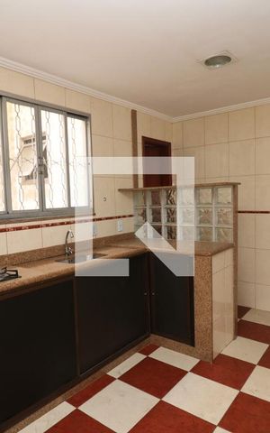 Casa de condomínio à venda com 300m², 3 quartos e 2 vagasCozinha