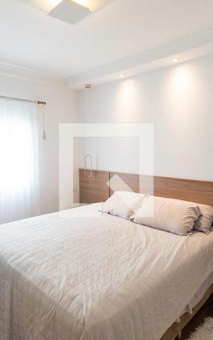 Apartamento à venda com 112m², 3 quartos e 2 vagas Apartamento à venda com 112m², 3 quartos e 2 vagasSuíte