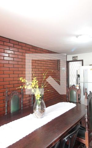 Casa à venda com 435m², 4 quartos e 3 vagasCopa
