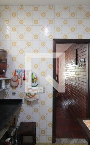 Casa à venda com 435m², 4 quartos e 3 vagasCozinha