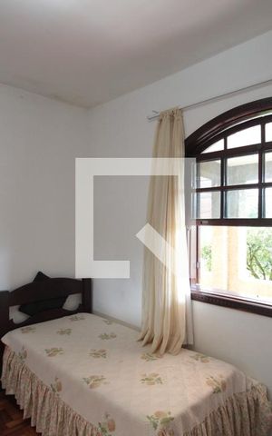 Casa à venda com 435m², 4 quartos e 3 vagasQuarto 4