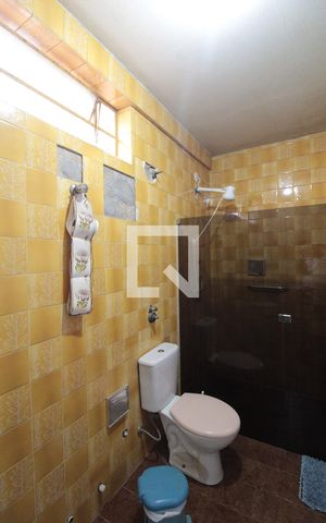 Casa à venda com 435m², 4 quartos e 3 vagasBanheiro da Suite