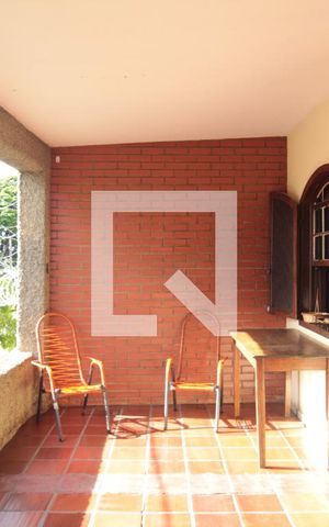 Casa à venda com 435m², 4 quartos e 3 vagasVaranda