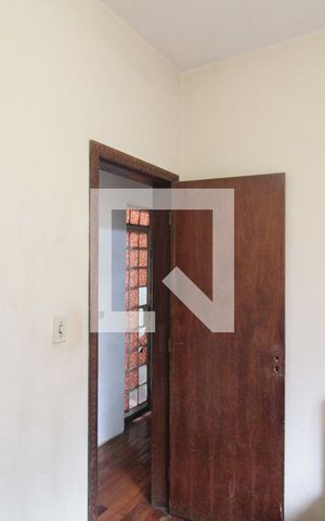 Casa à venda com 435m², 4 quartos e 3 vagasQuarto 2