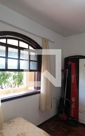 Casa à venda com 435m², 4 quartos e 3 vagasQuarto 4