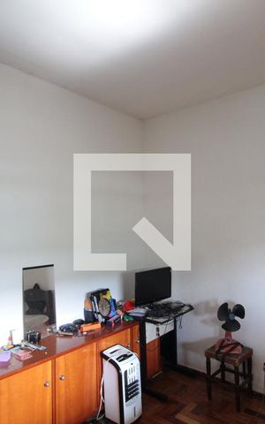 Casa à venda com 435m², 4 quartos e 3 vagasQuarto 4
