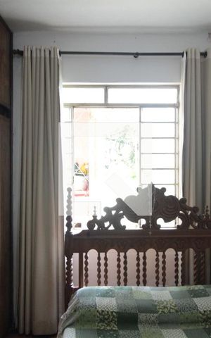 Casa à venda com 435m², 4 quartos e 3 vagasSuite