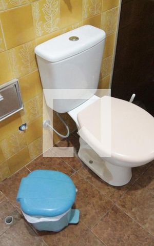 Casa à venda com 435m², 4 quartos e 3 vagasBanheiro da Suite