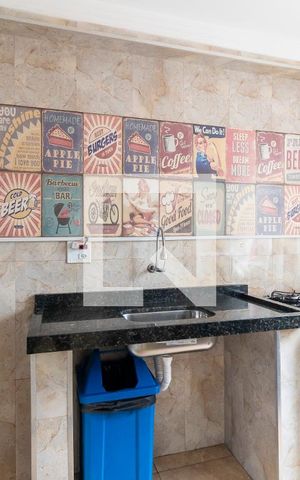 Apartamento à venda com 47m², 2 quartos e 1 vaga Apartamento à venda com 47m², 2 quartos e 1 vagaÁrea Comum - Salão de Festas