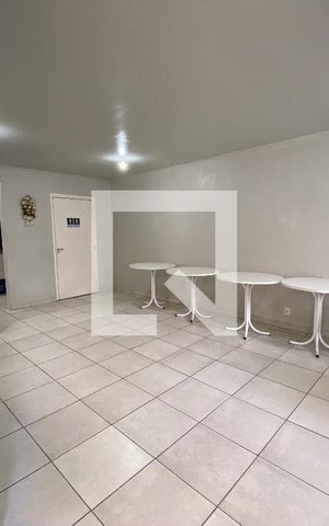 Apartamento à venda com 47m², 2 quartos e 1 vaga Apartamento à venda com 47m², 2 quartos e 1 vagaÁrea comum - Salão de festas