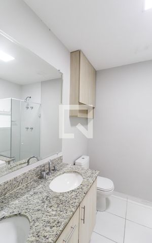 Apartamento à venda com 190m², 4 quartos e 5 vagas Apartamento à venda com 190m², 4 quartos e 5 vagasBanheiro