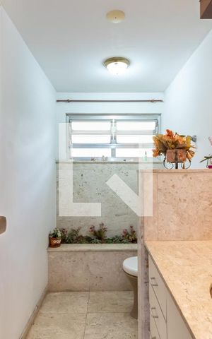 Casa à venda com 400m², 5 quartos e 5 vagasLavabo