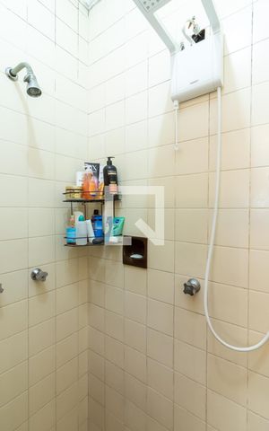 Casa à venda com 400m², 5 quartos e 5 vagasBanheiro 2
