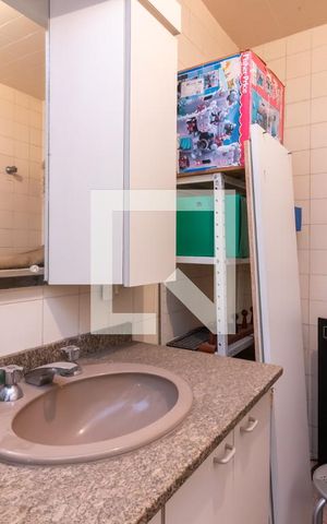 Casa à venda com 400m², 5 quartos e 5 vagasBanheiro da Suíte 2 / Escritório