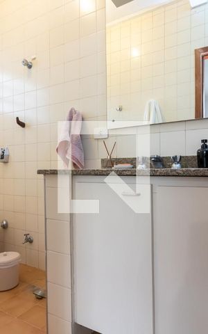 Casa à venda com 400m², 5 quartos e 5 vagasBanheiro 2