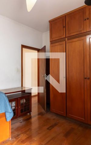Casa à venda com 400m², 5 quartos e 5 vagasQuarto 4
