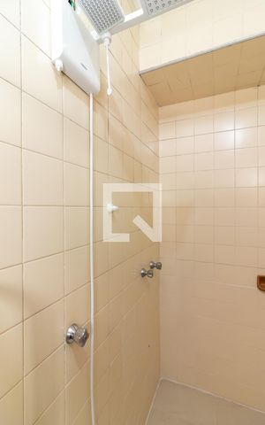 Casa à venda com 400m², 5 quartos e 5 vagasBanheiro da Suíte