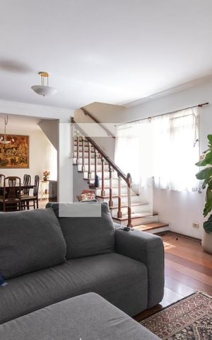 Casa à venda com 400m², 5 quartos e 5 vagasSala de Estar