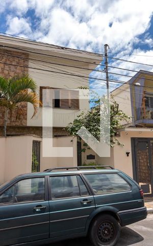 Casa à venda com 400m², 5 quartos e 5 vagasFachada