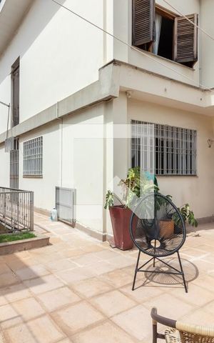 Casa à venda com 400m², 5 quartos e 5 vagasQuintal dos Fundos