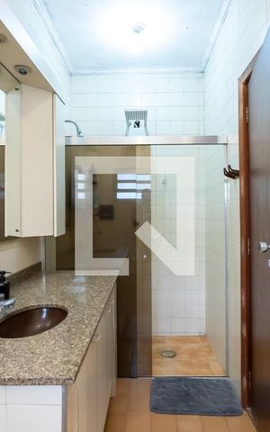Casa à venda com 400m², 5 quartos e 5 vagasBanheiro 2