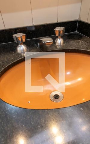 Casa à venda com 400m², 5 quartos e 5 vagasBanheiro da Suíte