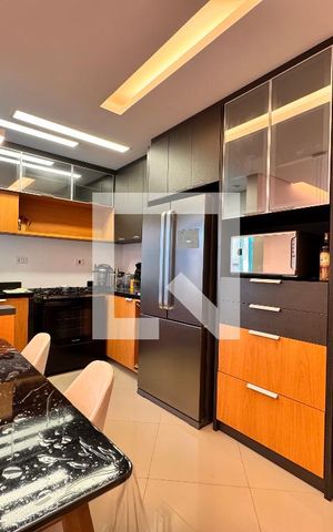 Apartamento à venda com 110m², 2 quartos e 1 vaga Apartamento à venda com 110m², 2 quartos e 1 vagaCozinha