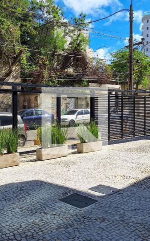 Apartamento à venda com 190m², 3 quartos e 3 vagas Apartamento à venda com 190m², 3 quartos e 3 vagasFachada
