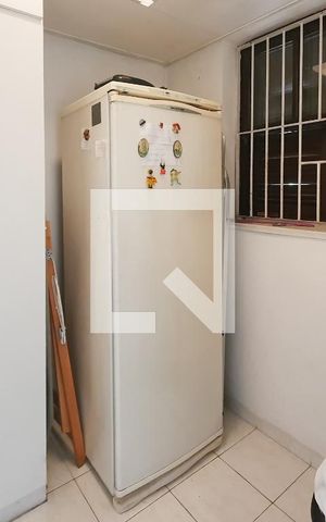 Casa à venda com 267m², 3 quartos e 4 vagas Casa à venda com 267m², 3 quartos e 4 vagasQuarto de Serviço