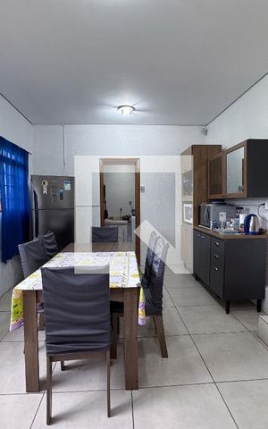 Casa à venda com 169m², 2 quartos e 2 vagas Casa à venda com 169m², 2 quartos e 2 vagasCopa