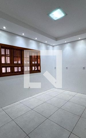 Casa à venda com 169m², 2 quartos e 2 vagas Casa à venda com 169m², 2 quartos e 2 vagasQuarto 2