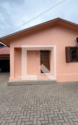 Casa à venda com 169m², 2 quartos e 2 vagas Casa à venda com 169m², 2 quartos e 2 vagasÁrea comum