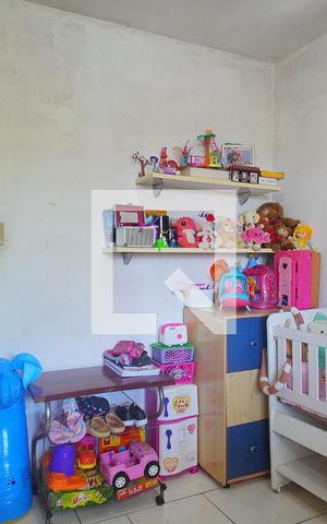 Casa à venda com 300m², 4 quartos e 2 vagas Casa à venda com 300m², 4 quartos e 2 vagasQuarto 2