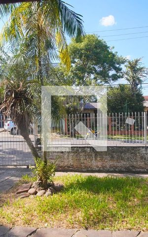Casa à venda com 300m², 4 quartos e 2 vagas Casa à venda com 300m², 4 quartos e 2 vagasVista da Sala