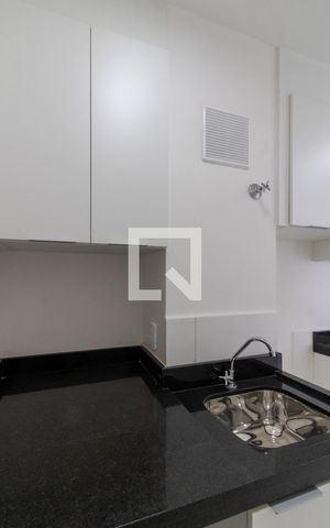 Apartamento à venda com 36m², 2 quartos e 1 vaga Apartamento à venda com 36m², 2 quartos e 1 vagaÁrea de Serviço