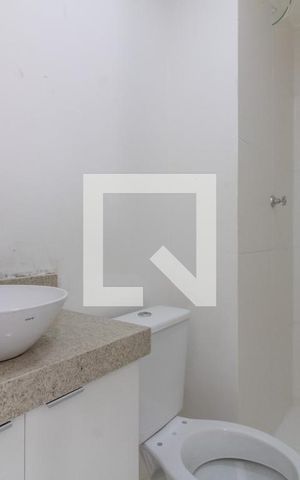 Apartamento à venda com 36m², 2 quartos e 1 vaga Apartamento à venda com 36m², 2 quartos e 1 vagaBanheiro