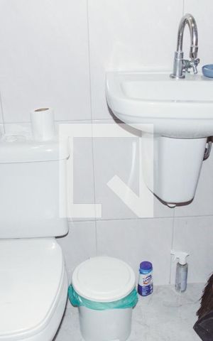 Casa à venda com 288m², 8 quartos e 2 vagas Casa à venda com 288m², 8 quartos e 2 vagasBanheiro da Suíte 4