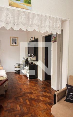 Casa à venda com 580m², 3 quartos e 7 vagas Casa à venda com 580m², 3 quartos e 7 vagasSala